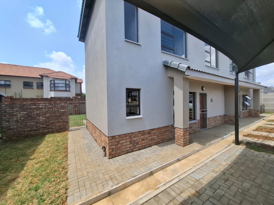3 Bedroom Property for Sale in Waterval East North West